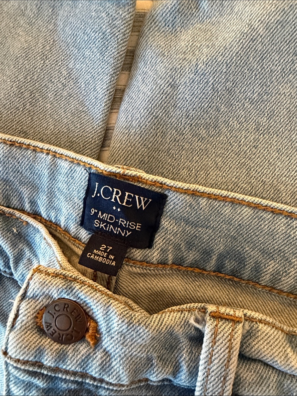J. Crew Light Wash Mid Rise Skinny - Picture 2 of 3